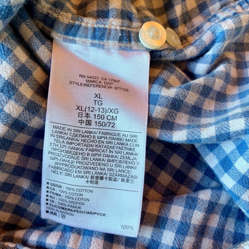 ✨Plaid Button Up - Picture 7 of 7